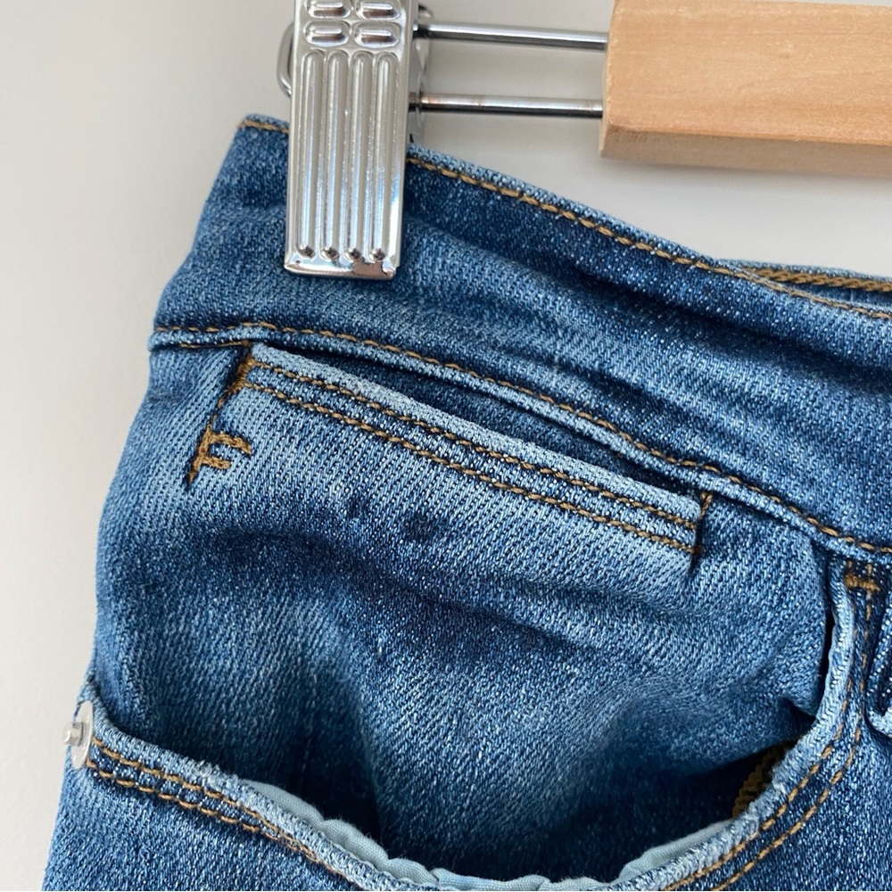 Frame Denim Women's Straight Leg Jeans in Medium Blue Wash - Picture 8 of 15